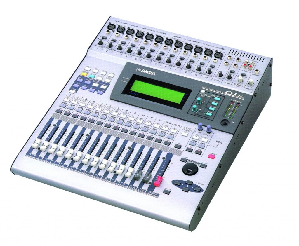 Console de mixage numérique Yamaha 01v